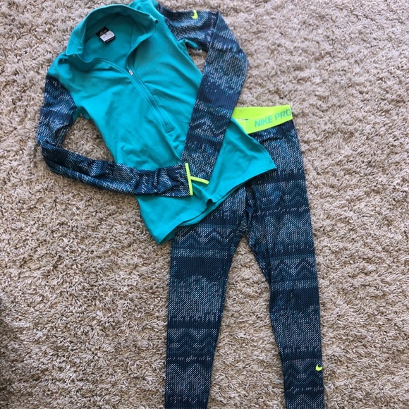 Nike Pants - NWOT Nike Pro Leggings And Jacket Set